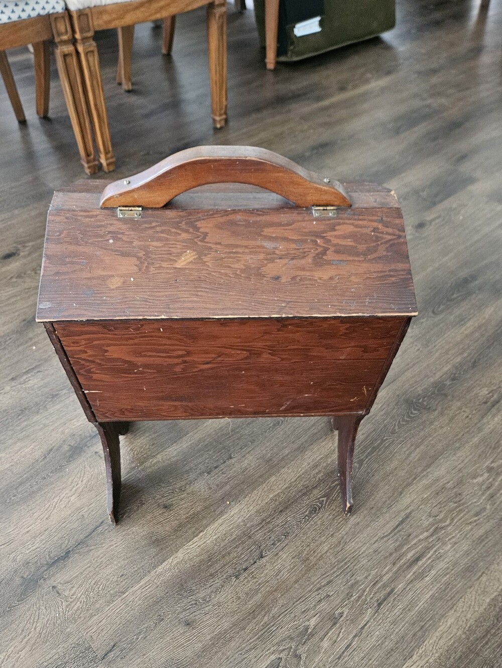 Vintage 50’s Mid Century Wood Legged Sewing Basket Stand Table Farmhouse
